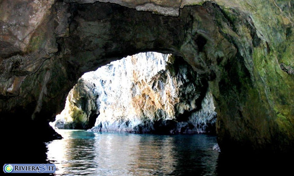 Grotta della Pecora Scalea
